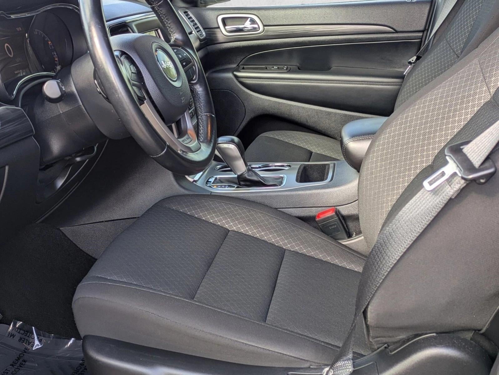 2021 Jeep Grand Cherokee Laredo E 4x2