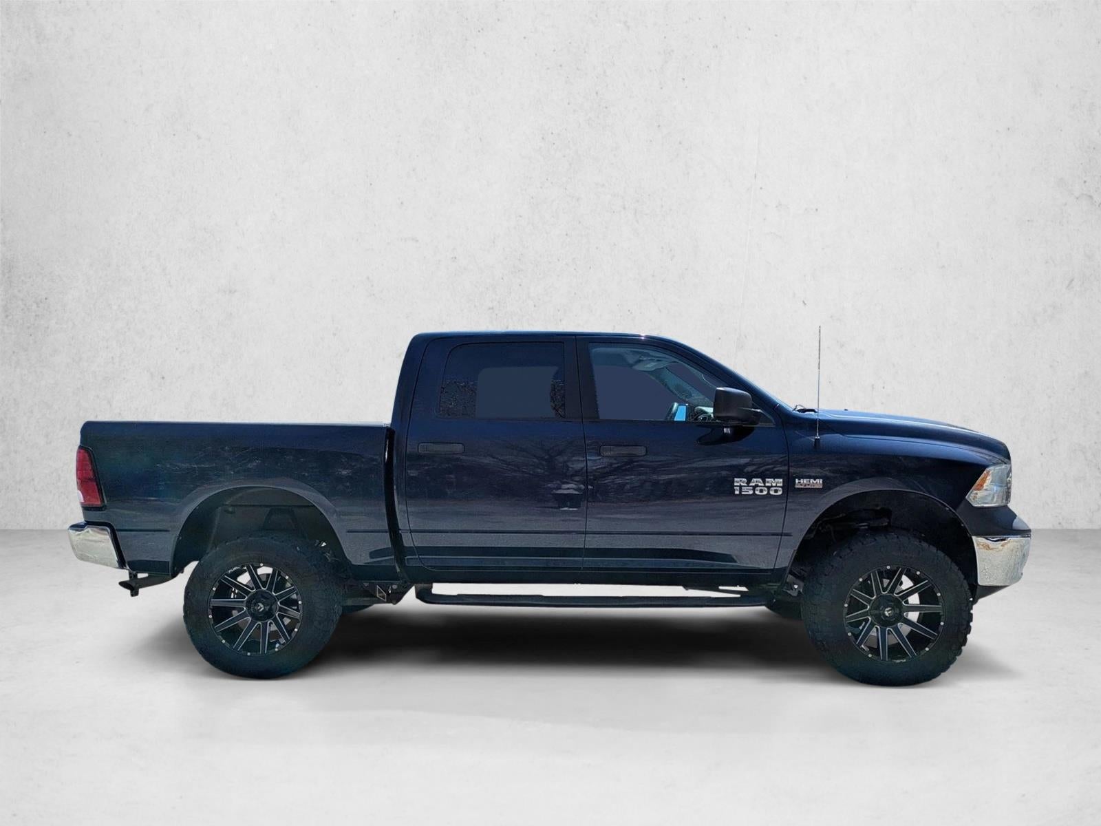 2018 RAM 1500 Big Horn 4x4 Crew Cab 5'7" Box