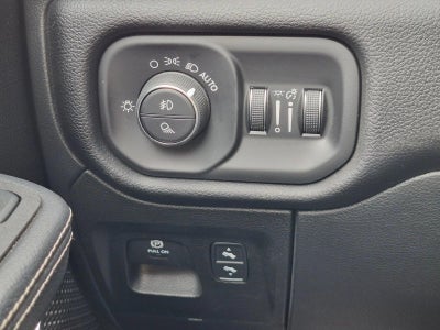 2026 RAM 1500 Laramie 4x4 Crew Cab 5'7" Box