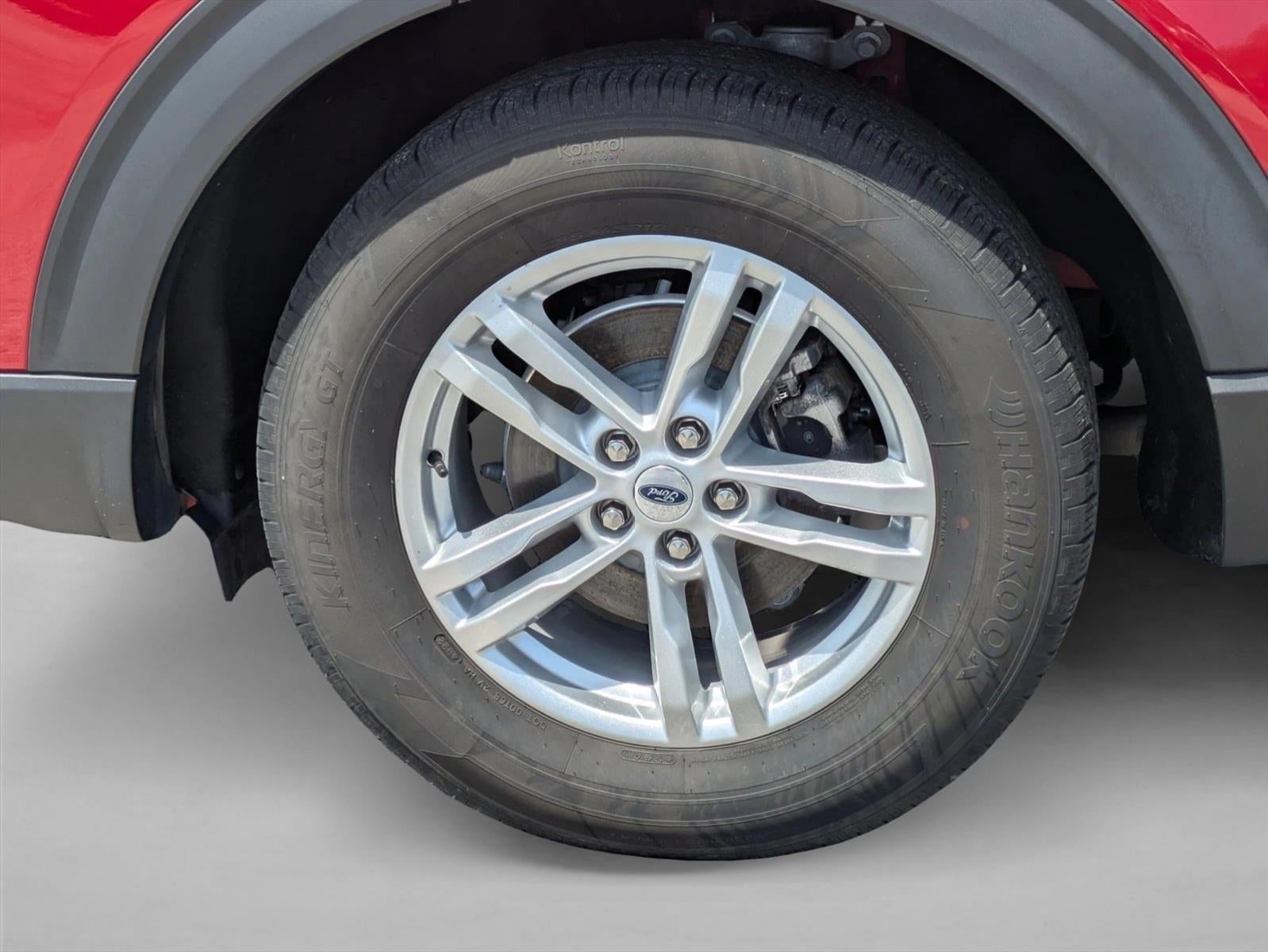 2023 Ford Explorer XLT RWD