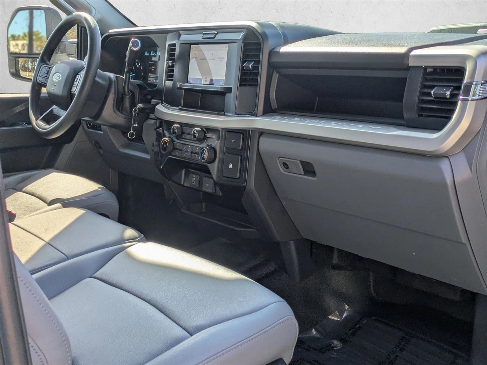 2025 Ford Super Duty F-250 SRW XL 2WD Crew Cab 6.75' Box