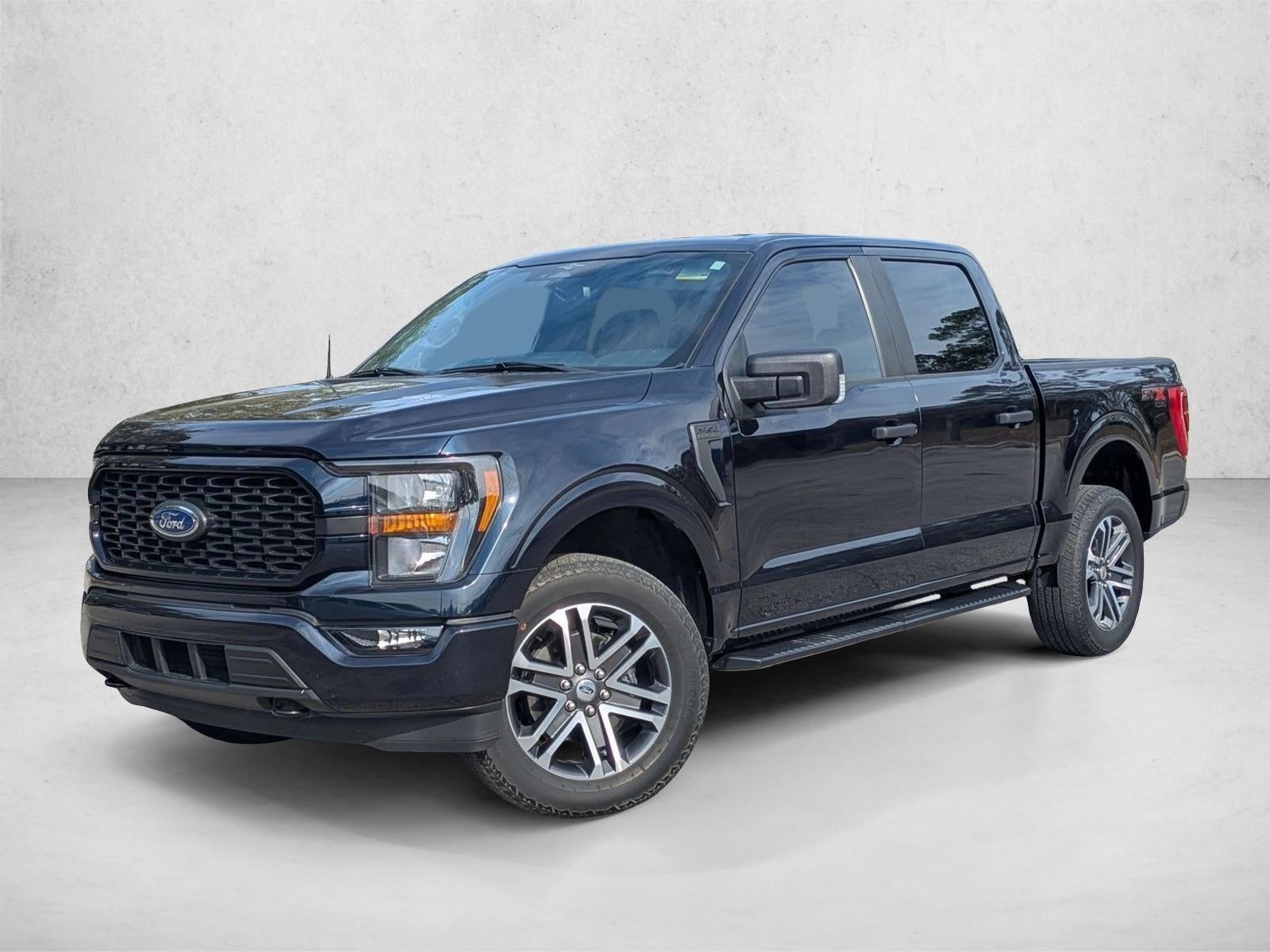 2023 Ford F-150 XL 4WD SuperCrew 5.5' Box