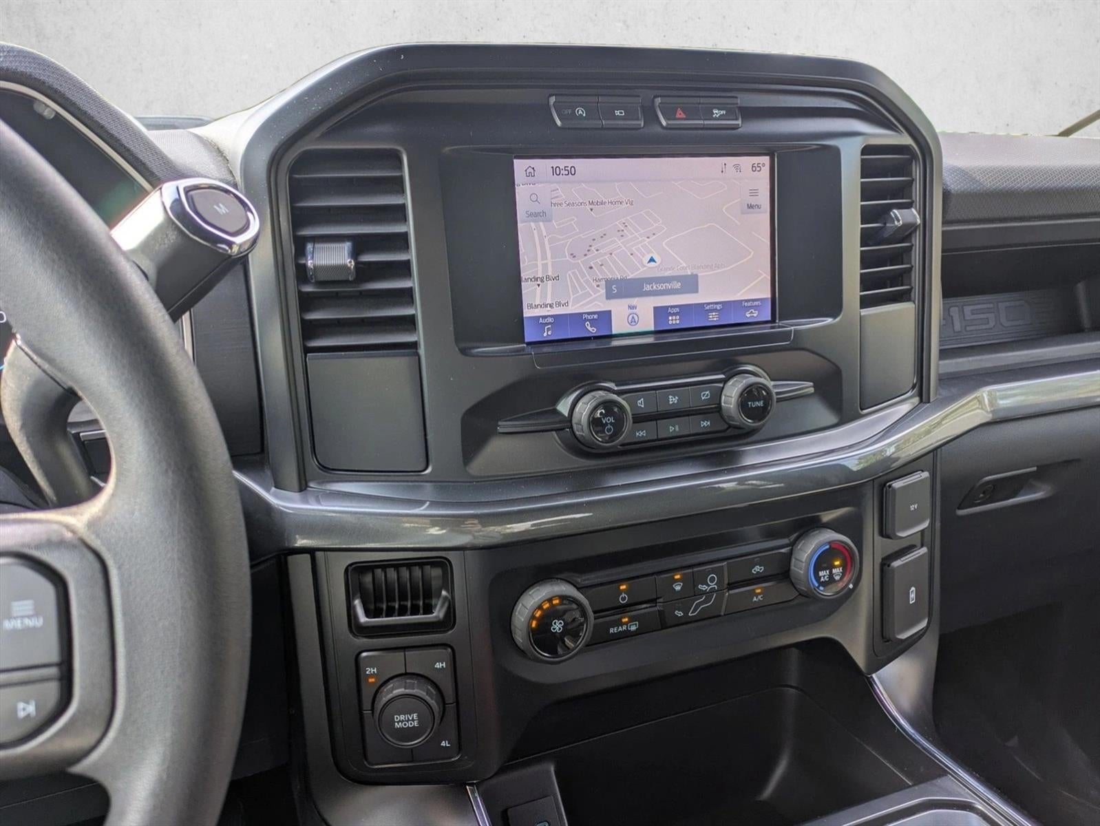 2023 Ford F-150 XL 4WD SuperCrew 5.5' Box