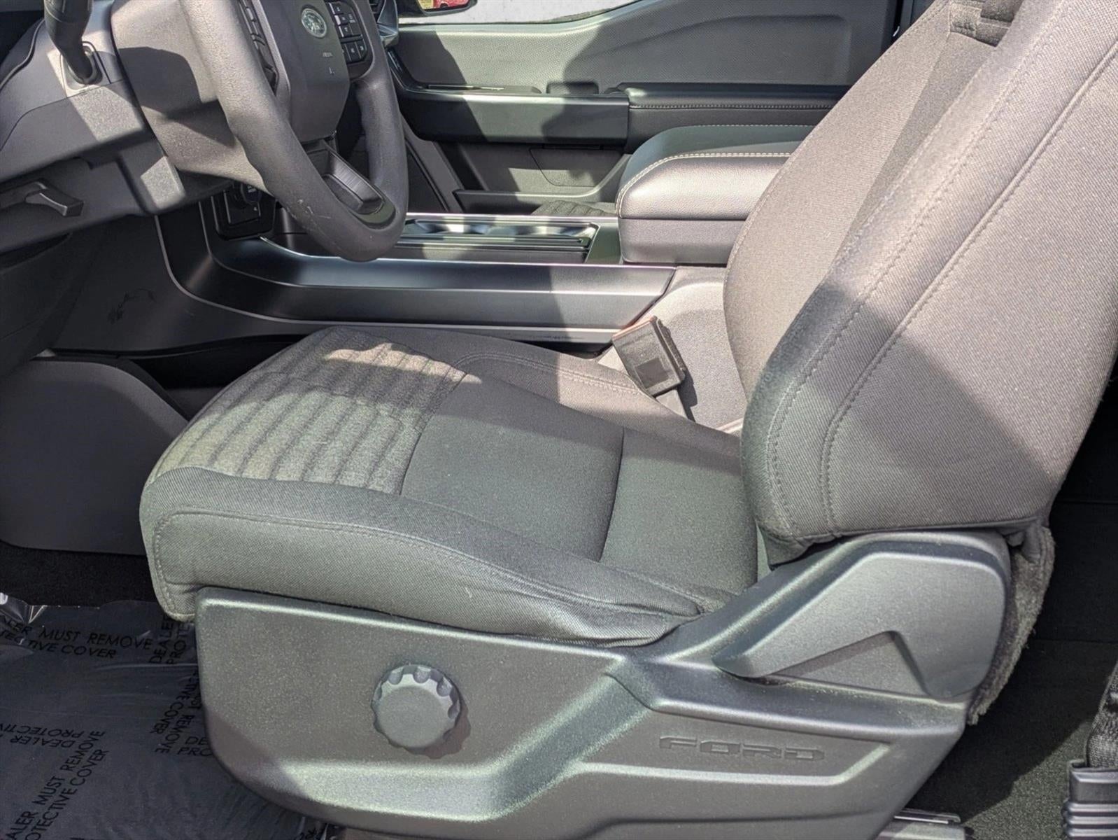 2023 Ford F-150 XL 4WD SuperCrew 5.5' Box