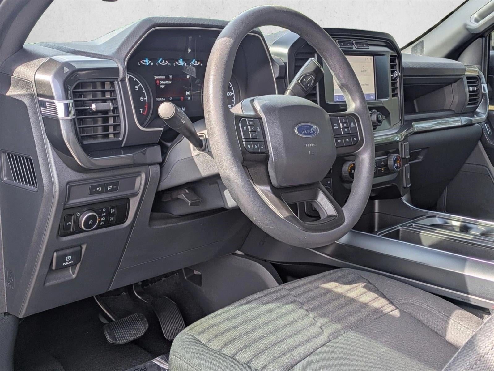 2023 Ford F-150 XL 4WD SuperCrew 5.5' Box