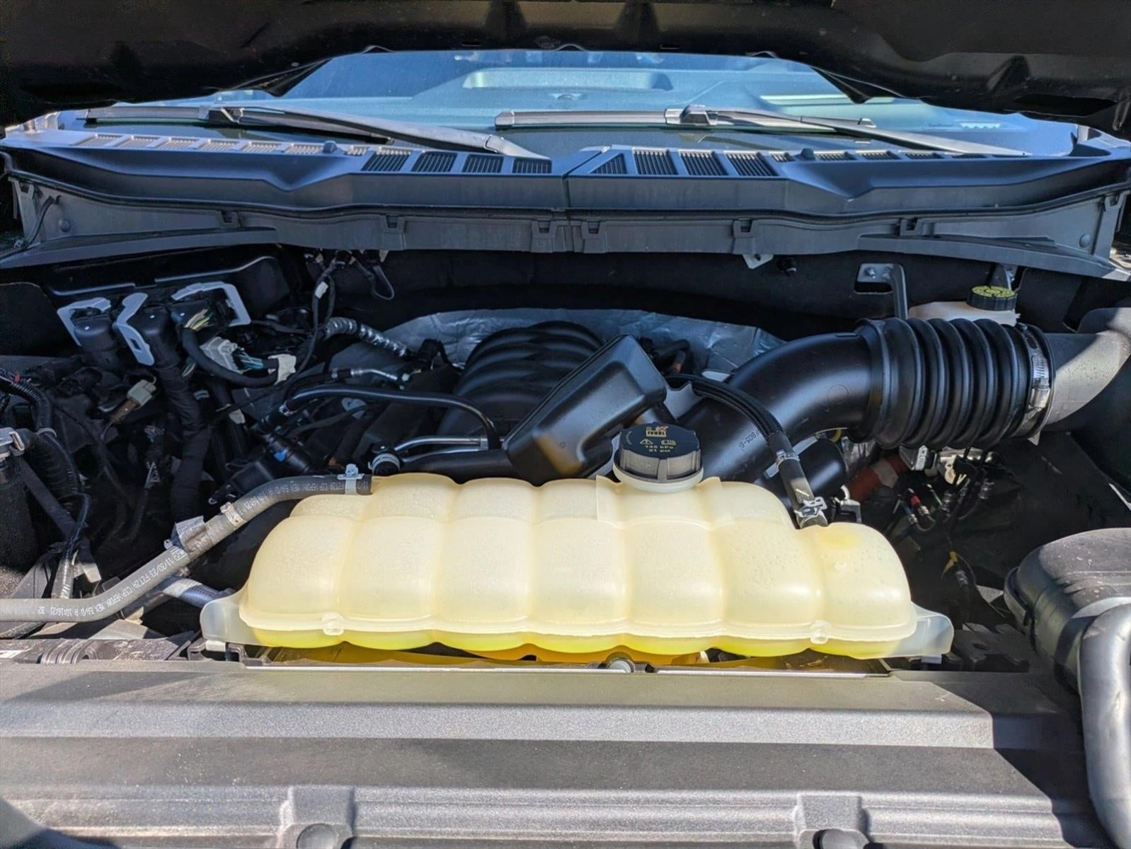 2024 Ford F-150 LARIAT 4WD SuperCrew 5.5' Box