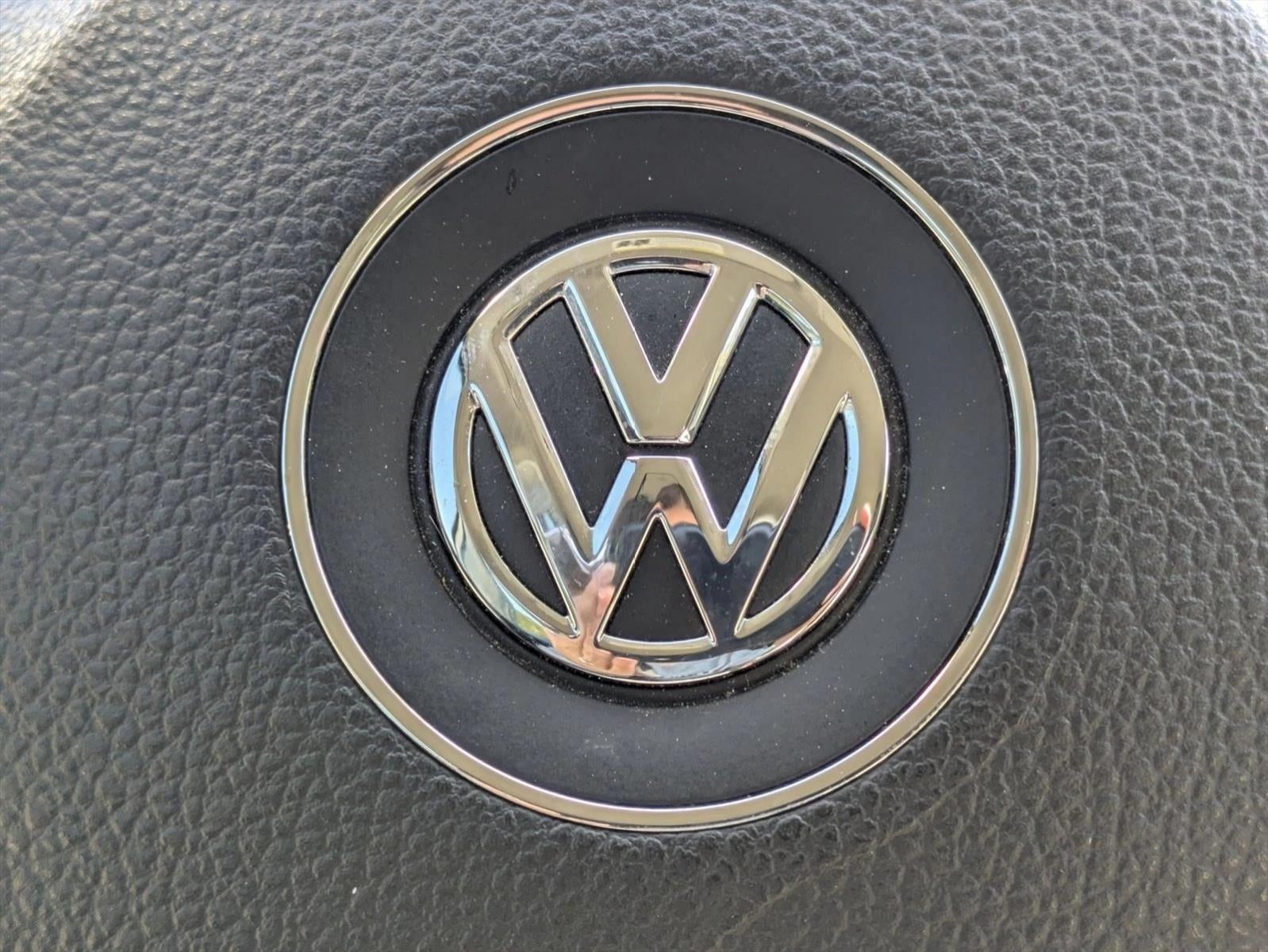 2014 Volkswagen Passat 4dr Sdn 1.8T Auto Sport PZEV