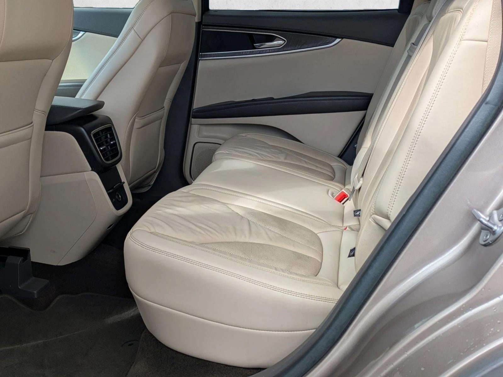 2019 Lincoln Nautilus Select FWD