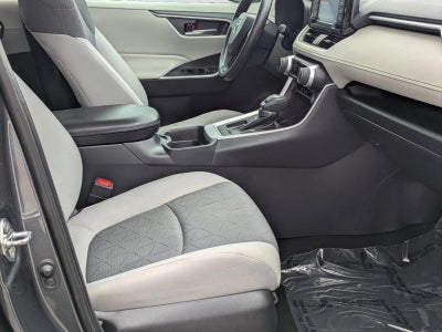 2021 Toyota RAV4 XLE FWD (GS)