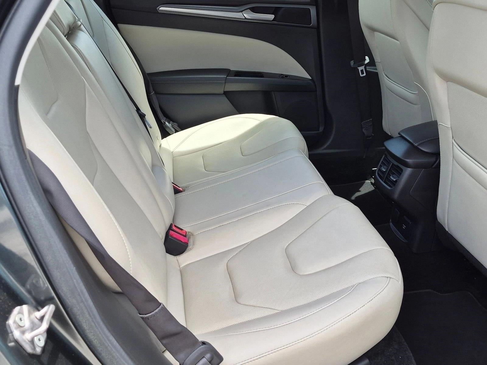 2016 Ford Fusion 4dr Sdn Titanium FWD