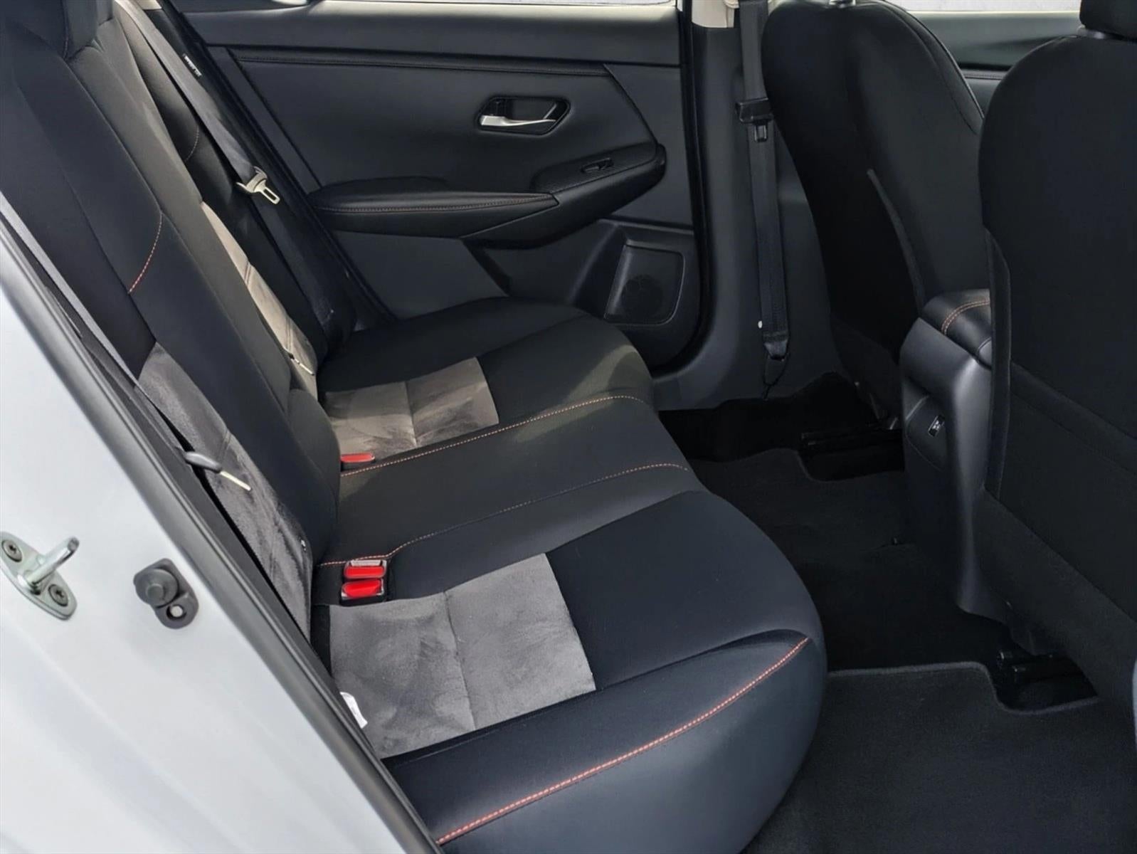 2024 Nissan Sentra SR CVT