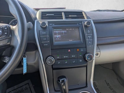 2017 Toyota Camry LE Auto (SE)