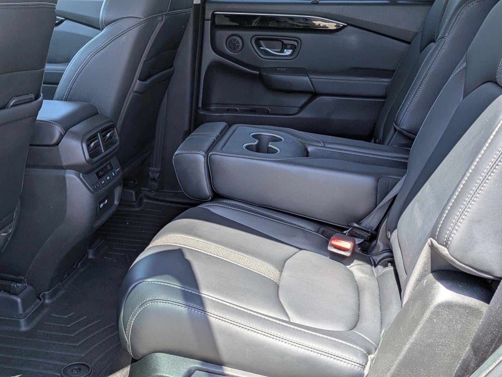 2023 Honda Pilot Touring AWD