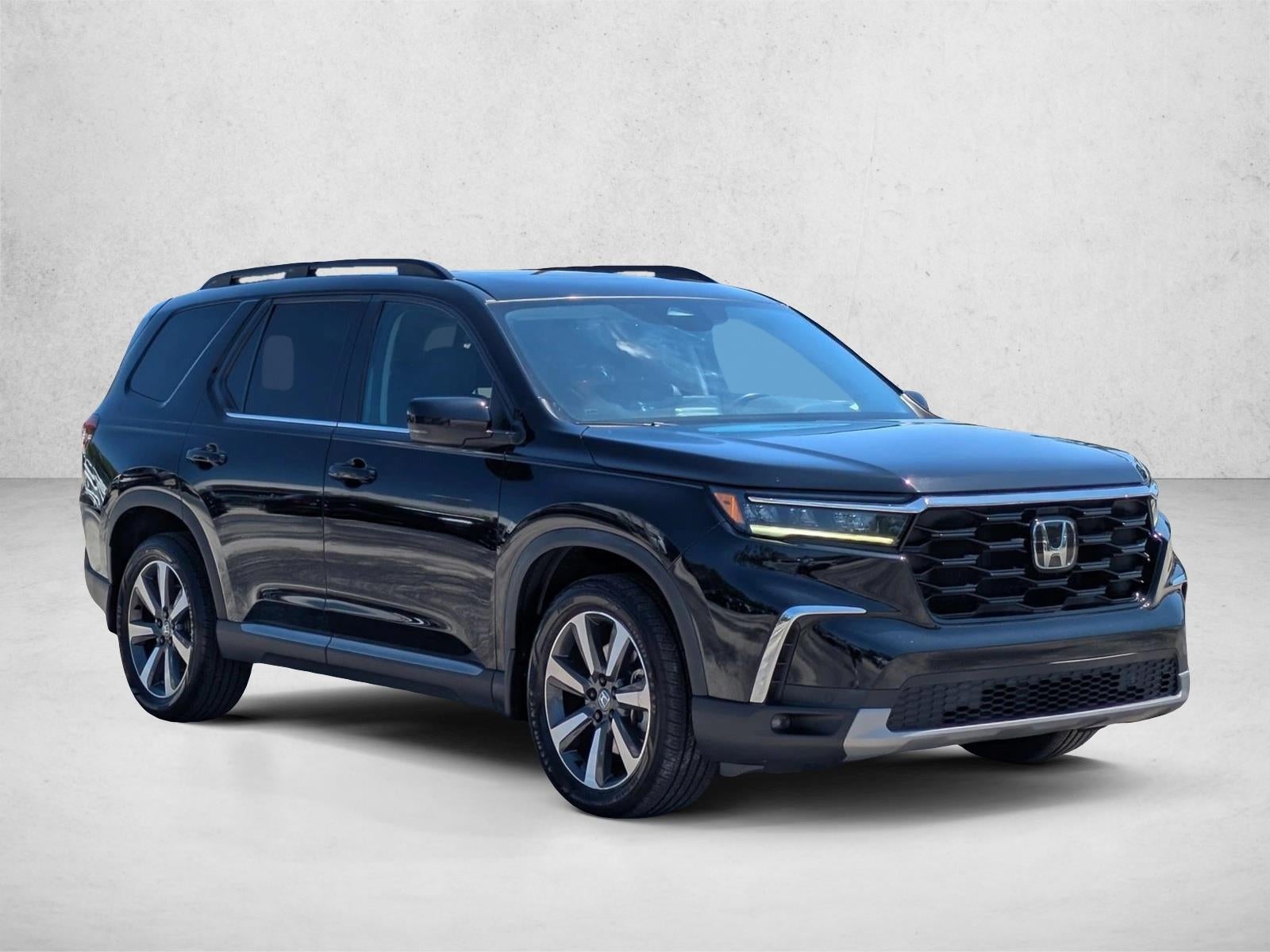 2023 Honda Pilot Touring AWD
