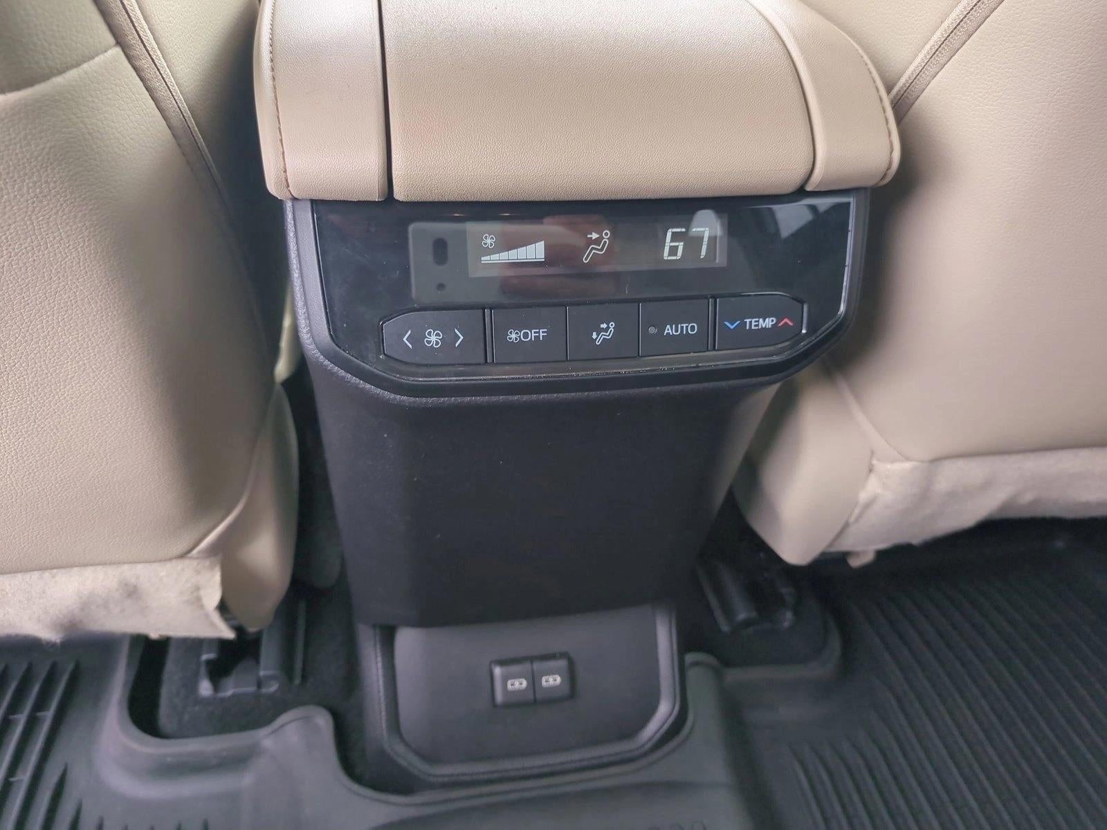 2023 Toyota Highlander XLE AWD (Natl)