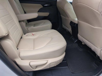 2023 Toyota Highlander XLE AWD (Natl)
