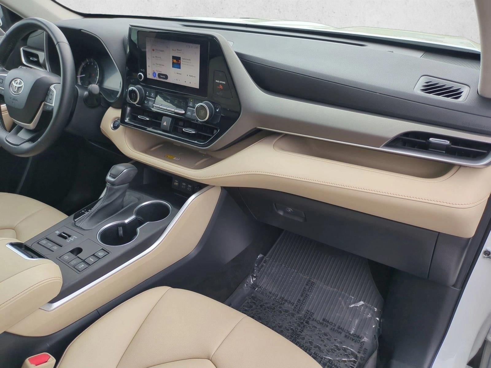 2023 Toyota Highlander XLE AWD (Natl)