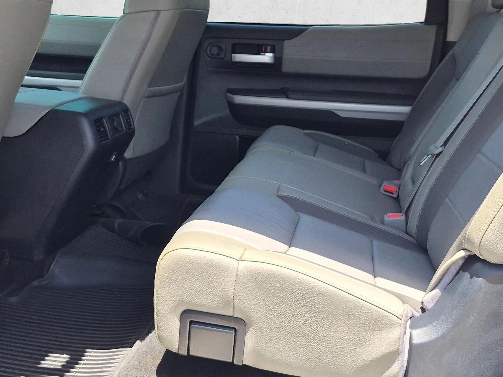 2018 Toyota Tundra 4WD 4WD Limited CrewMax 5.5' Bed 5.7L FFV (SE)
