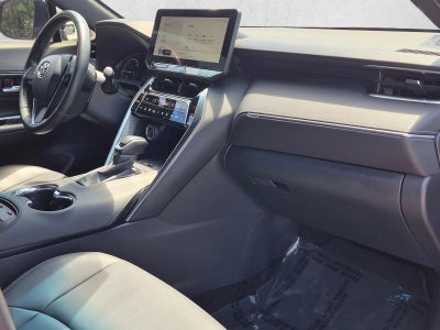 2023 Toyota Venza Nightshade AWD (Natl)