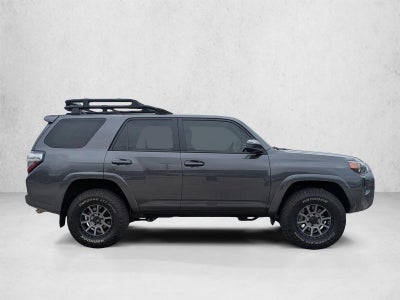 2022 Toyota 4Runner SR5 4WD (GS)