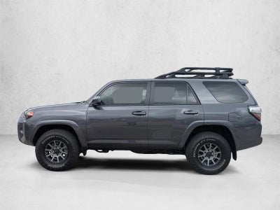 2022 Toyota 4Runner SR5 4WD (GS)
