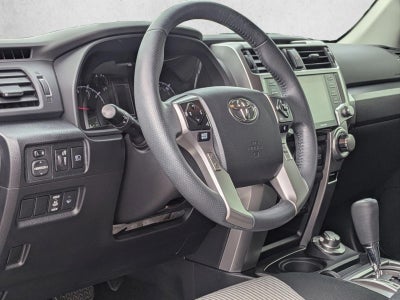2022 Toyota 4Runner SR5 4WD (GS)