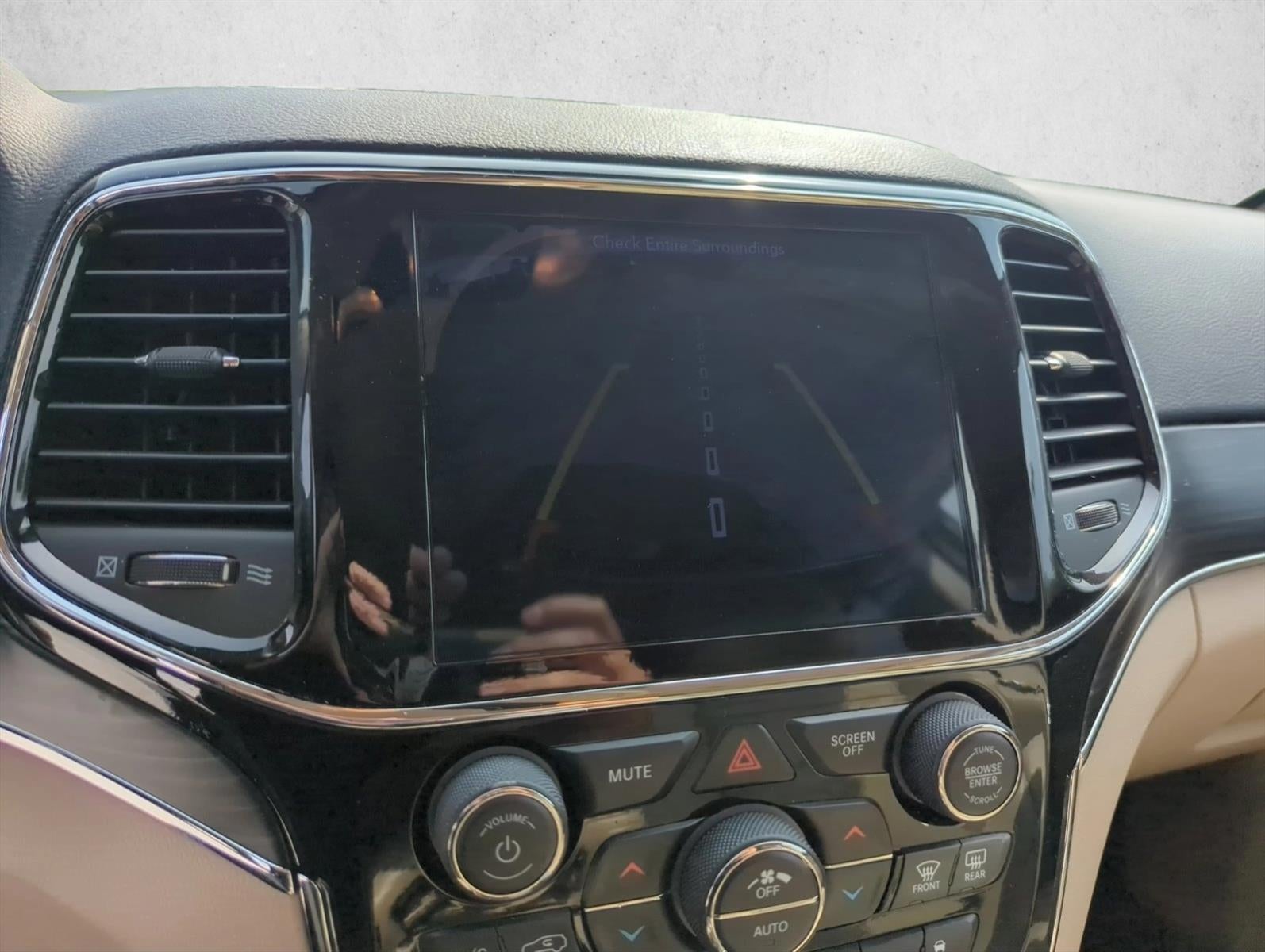 2019 Jeep Grand Cherokee Limited 4x2