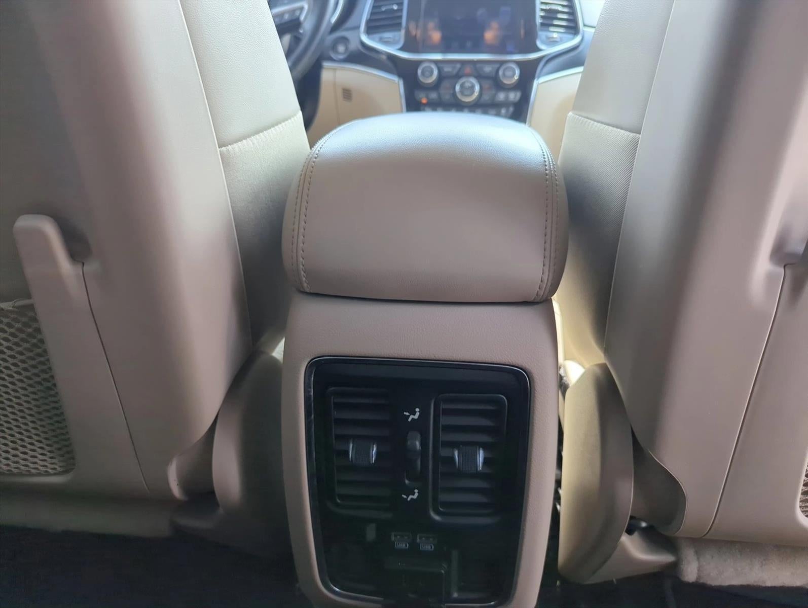 2019 Jeep Grand Cherokee Limited 4x2