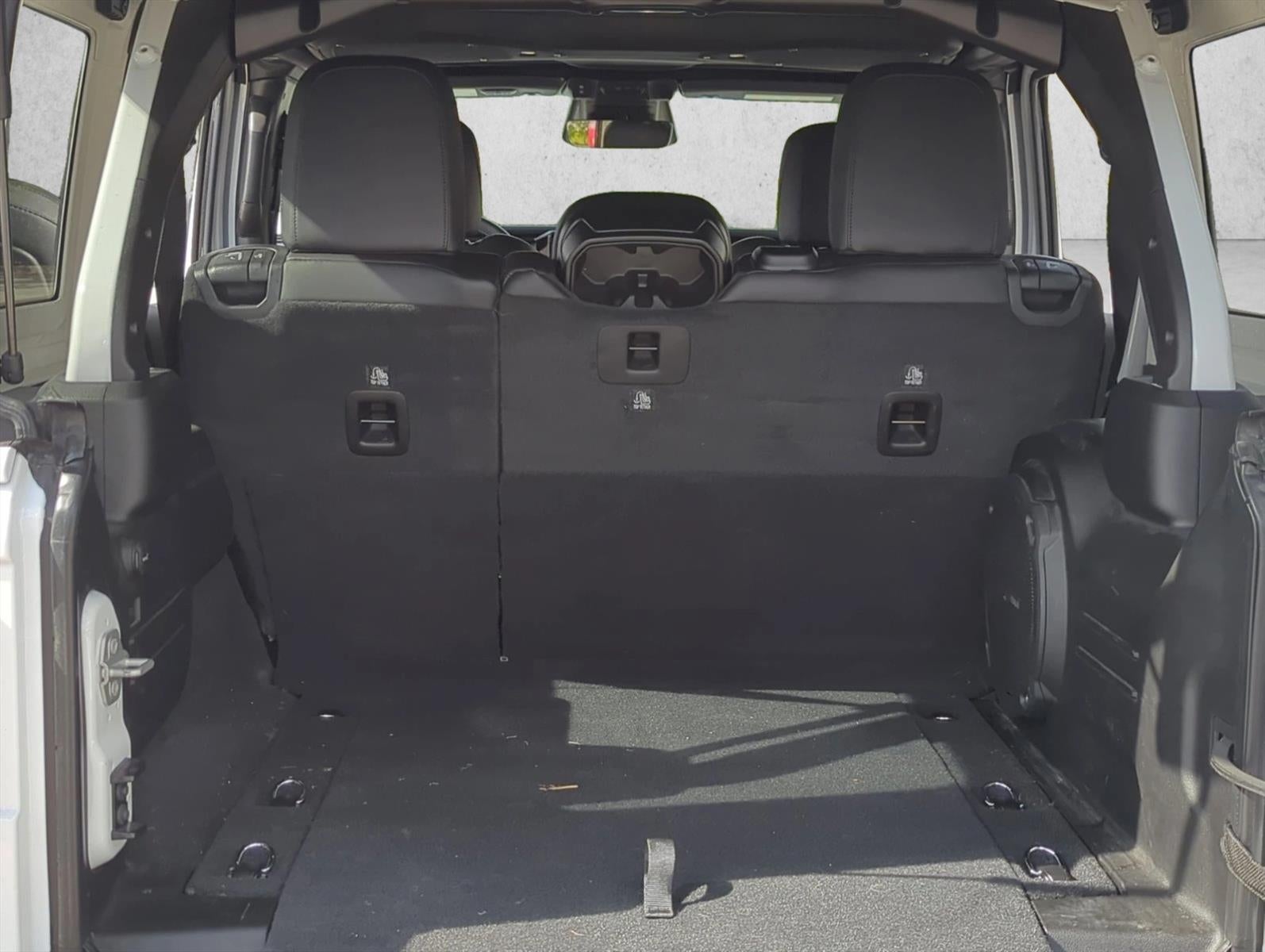 2025 Jeep Wrangler Rubicon X 4 Door 4x4