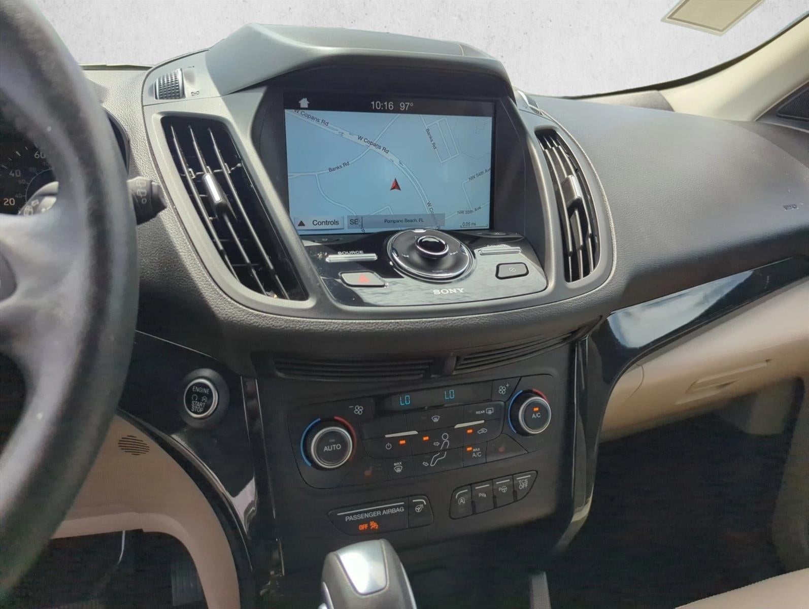2019 Ford Escape Titanium FWD