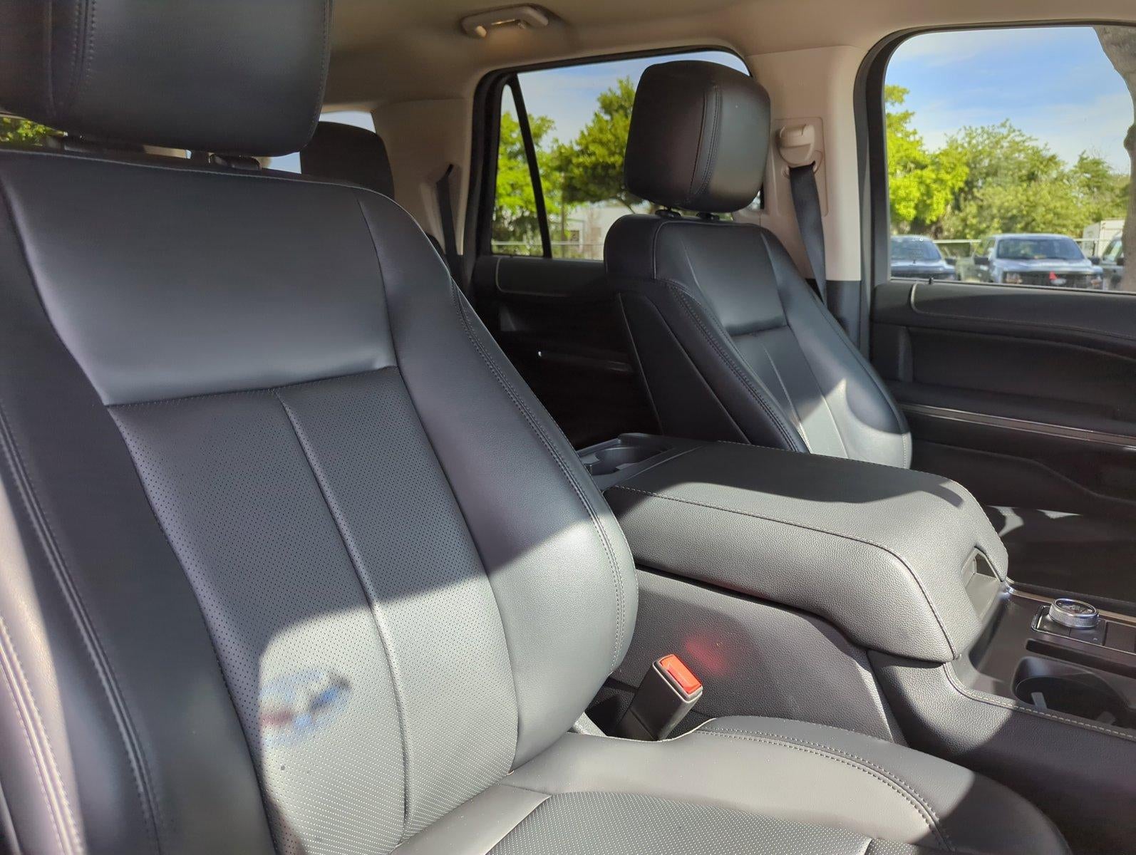 2024 Ford Expedition Max XLT 4x4