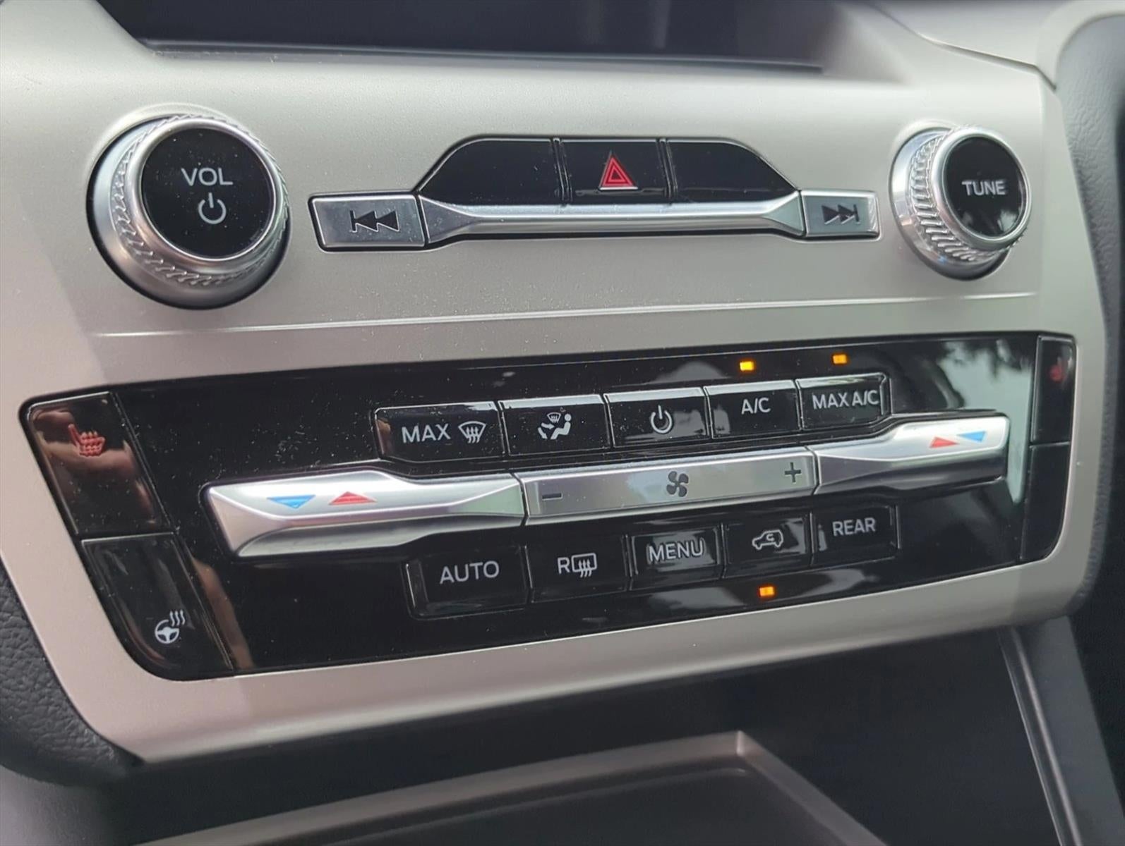 2022 Ford Explorer XLT RWD