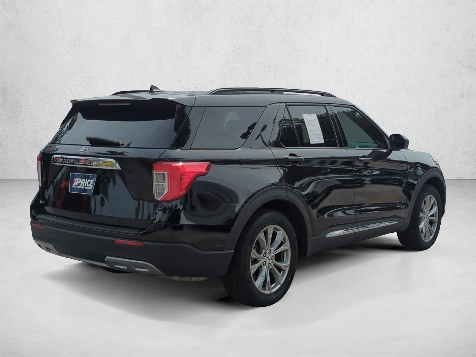 2022 Ford Explorer XLT RWD