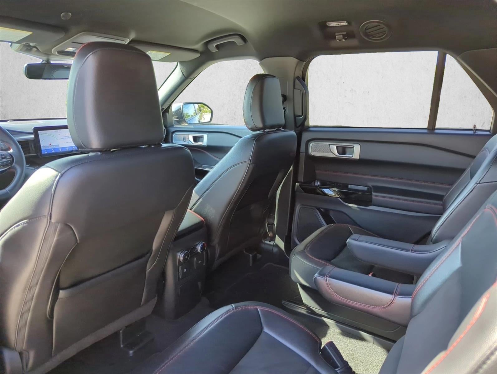 2023 Ford Explorer ST-Line RWD