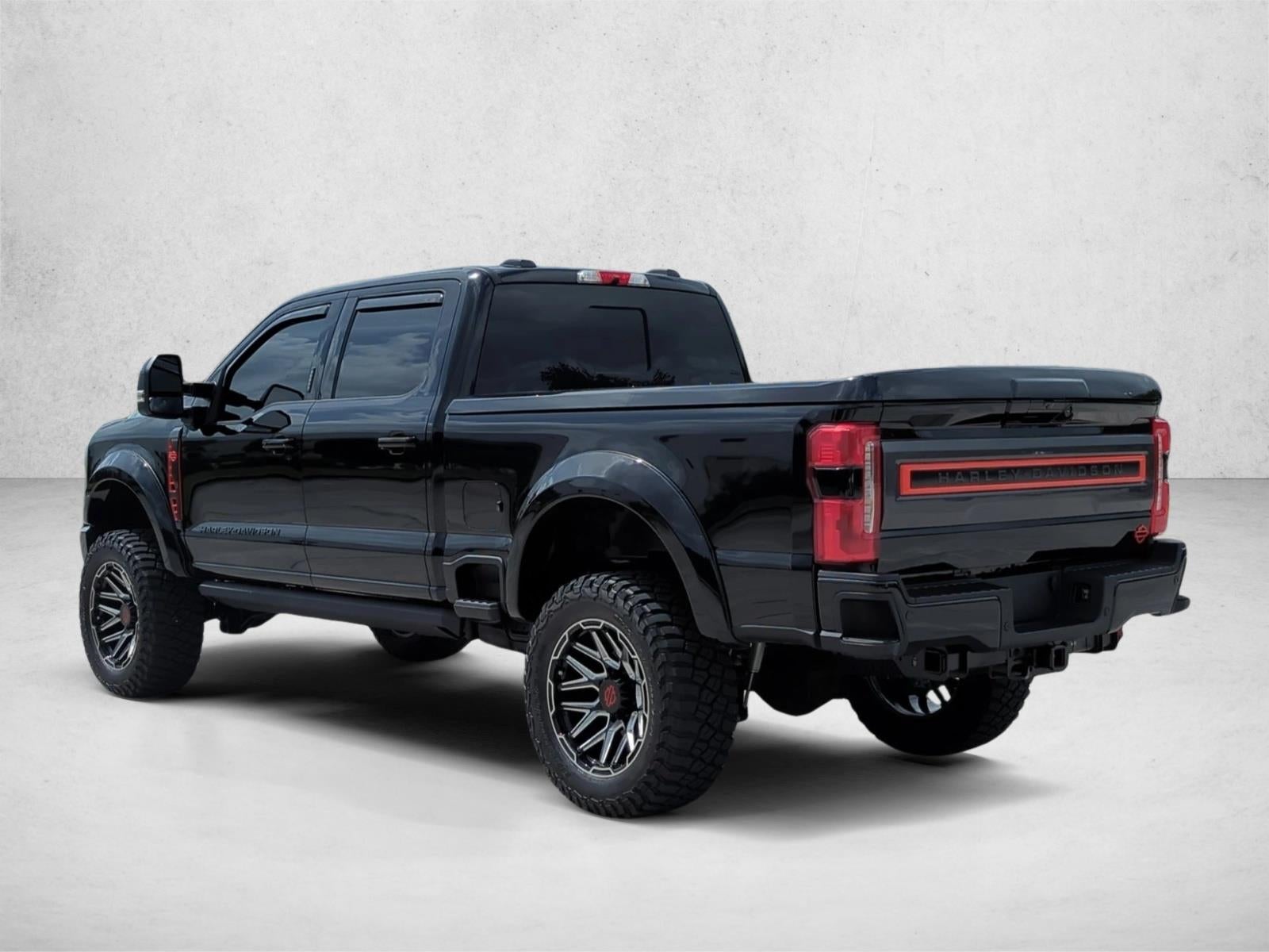 2024 Ford Super Duty F-250 SRW LARIAT 4WD Crew Cab 6.75' Box
