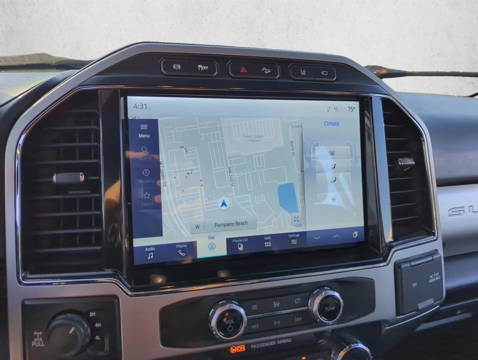 2022 Ford Super Duty F-250 SRW LARIAT 4WD Crew Cab 6.75' Box