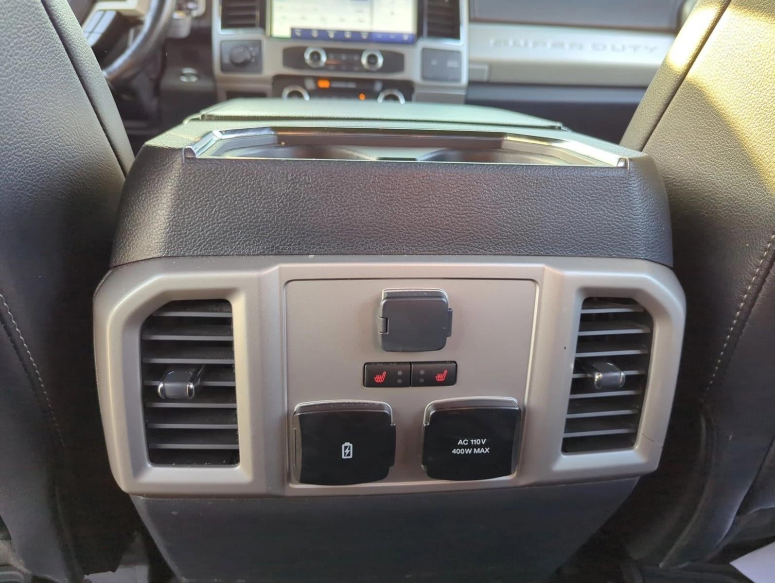 2022 Ford Super Duty F-250 SRW LARIAT 4WD Crew Cab 6.75' Box