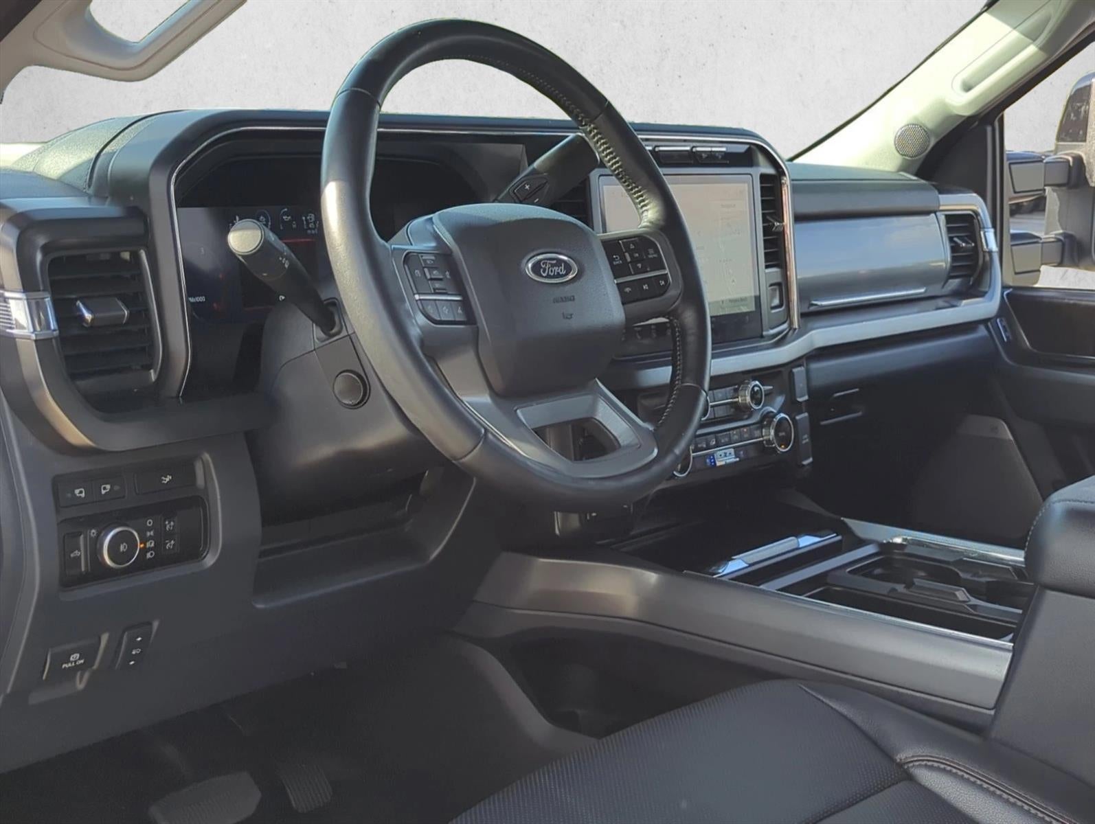 2024 Ford Super Duty F-250 SRW LARIAT 4WD Crew Cab 6.75' Box