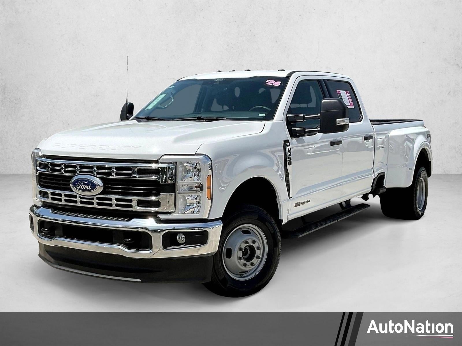 2026 Ford Super Duty F-350 DRW XLT 4WD Crew Cab 8' Box