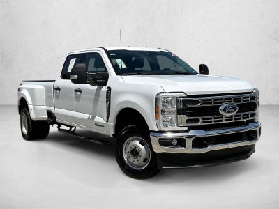 2026 Ford Super Duty F-350 DRW XLT 4WD Crew Cab 8' Box