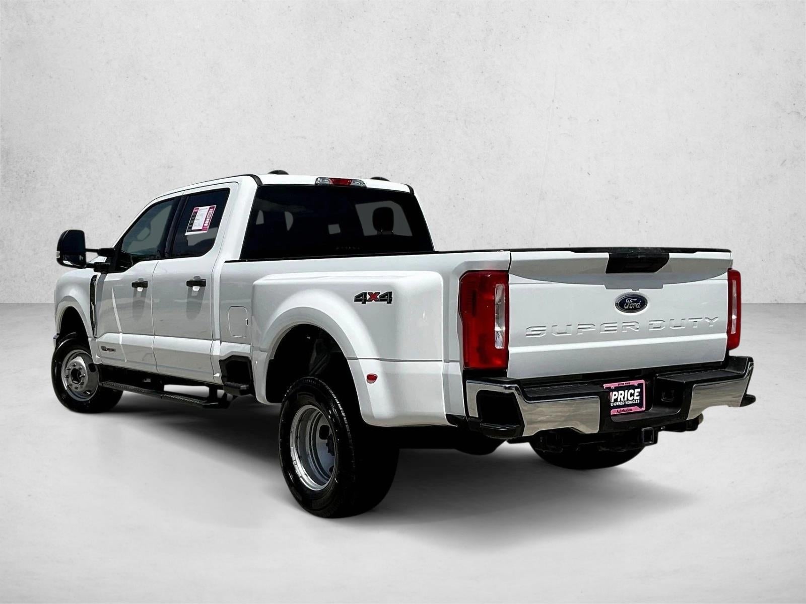 2026 Ford Super Duty F-350 DRW XLT 4WD Crew Cab 8' Box