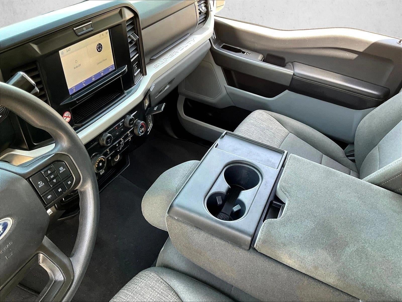 2026 Ford Super Duty F-350 DRW XLT 4WD Crew Cab 8' Box