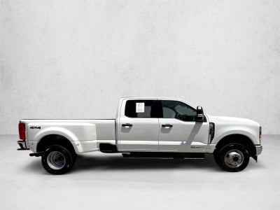 2026 Ford Super Duty F-350 DRW XLT 4WD Crew Cab 8' Box