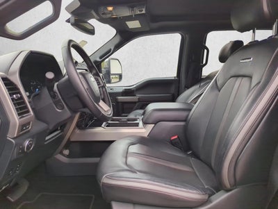 2022 Ford Super Duty F-450 DRW Platinum 4WD Crew Cab 8' Box