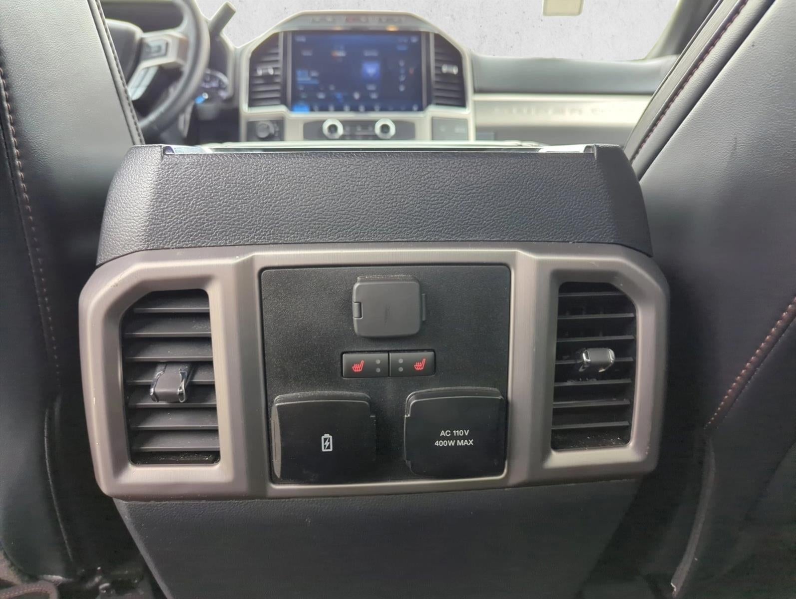 2022 Ford Super Duty F-450 DRW Platinum 4WD Crew Cab 8' Box