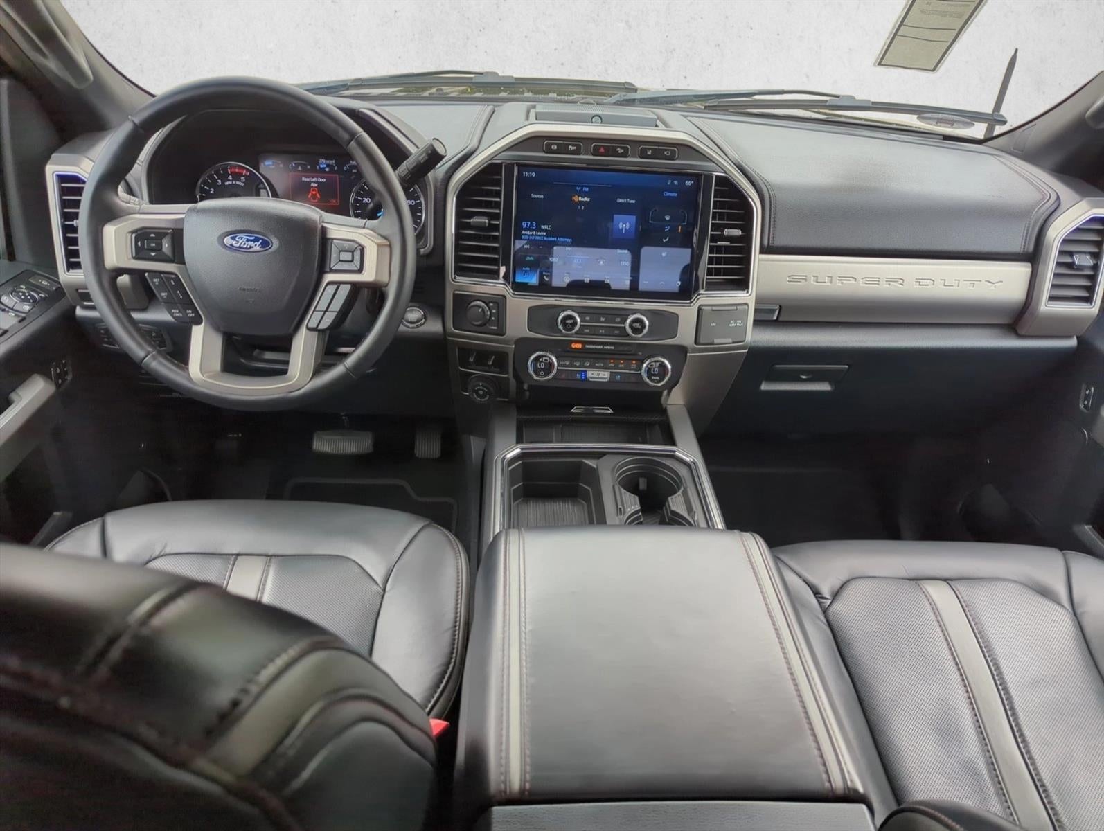 2022 Ford Super Duty F-450 DRW Platinum 4WD Crew Cab 8' Box