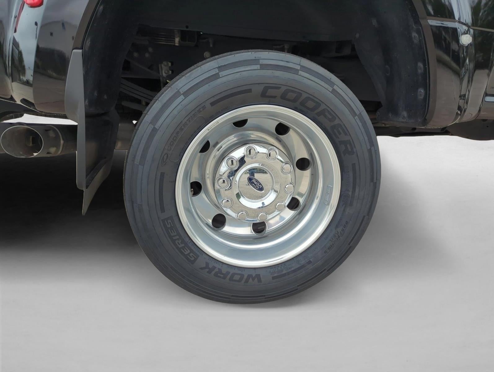 2022 Ford Super Duty F-450 DRW Platinum 4WD Crew Cab 8' Box