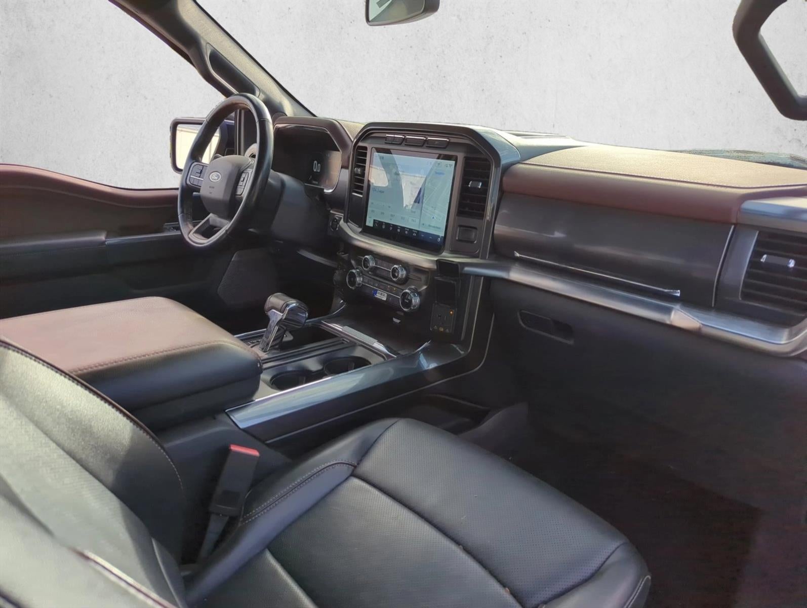 2022 Ford F-150 LARIAT 4WD SuperCrew 5.5' Box