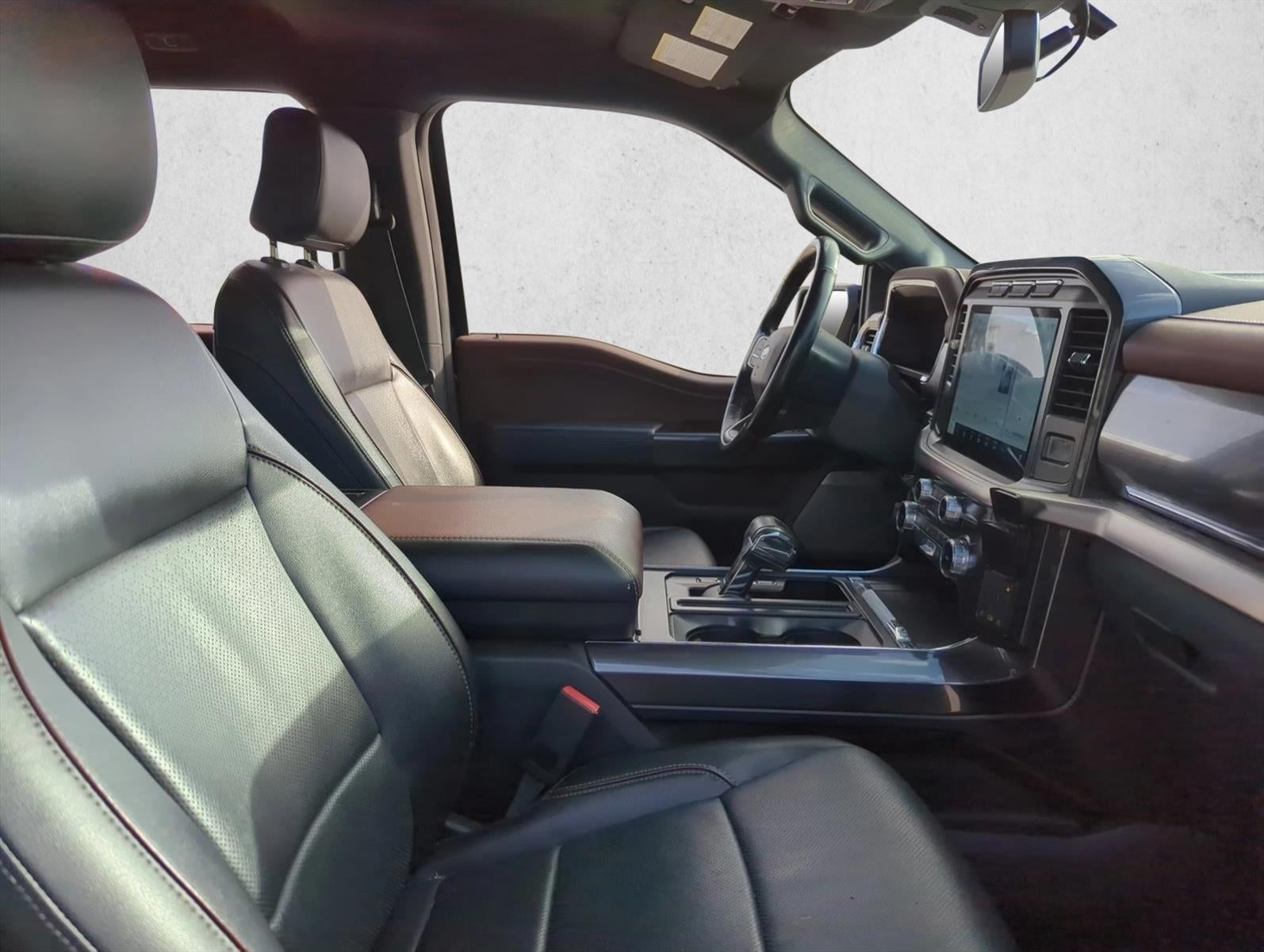 2022 Ford F-150 LARIAT 4WD SuperCrew 5.5' Box