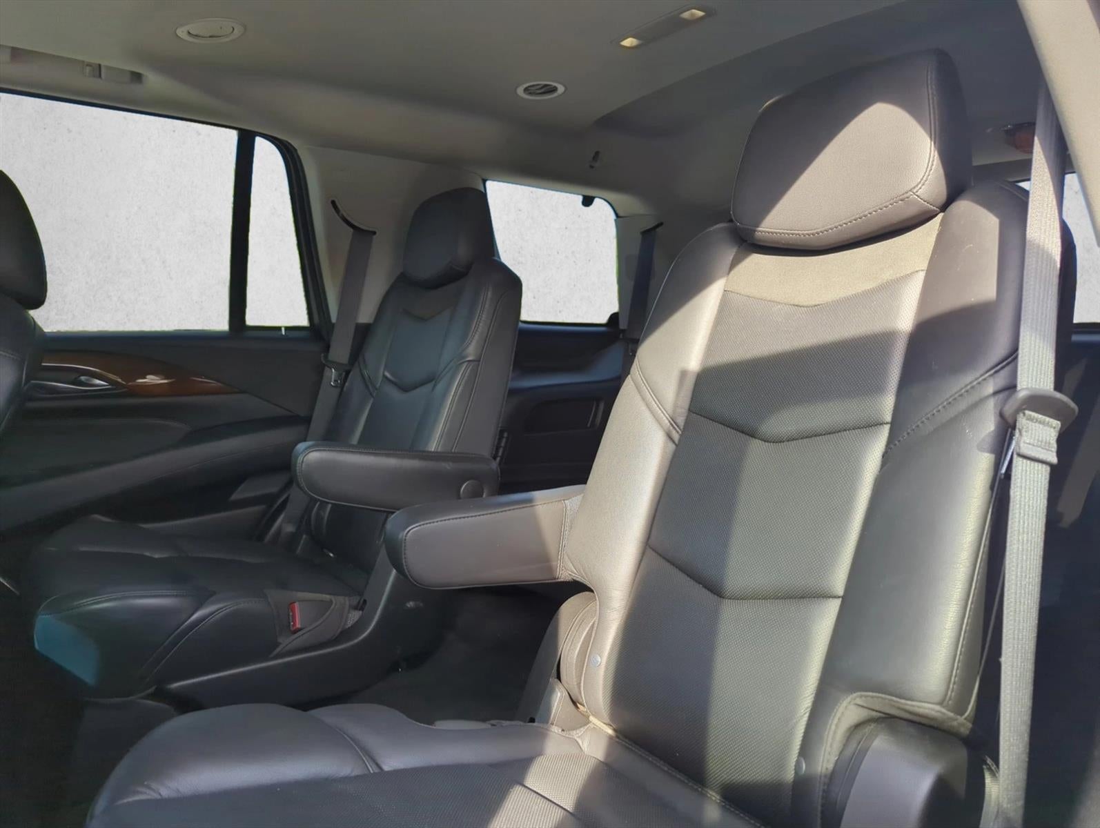 2018 Cadillac Escalade RWD Luxury